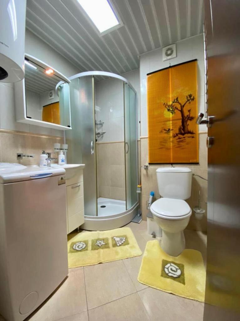 Apartment Liza Петровац Экстерьер фото